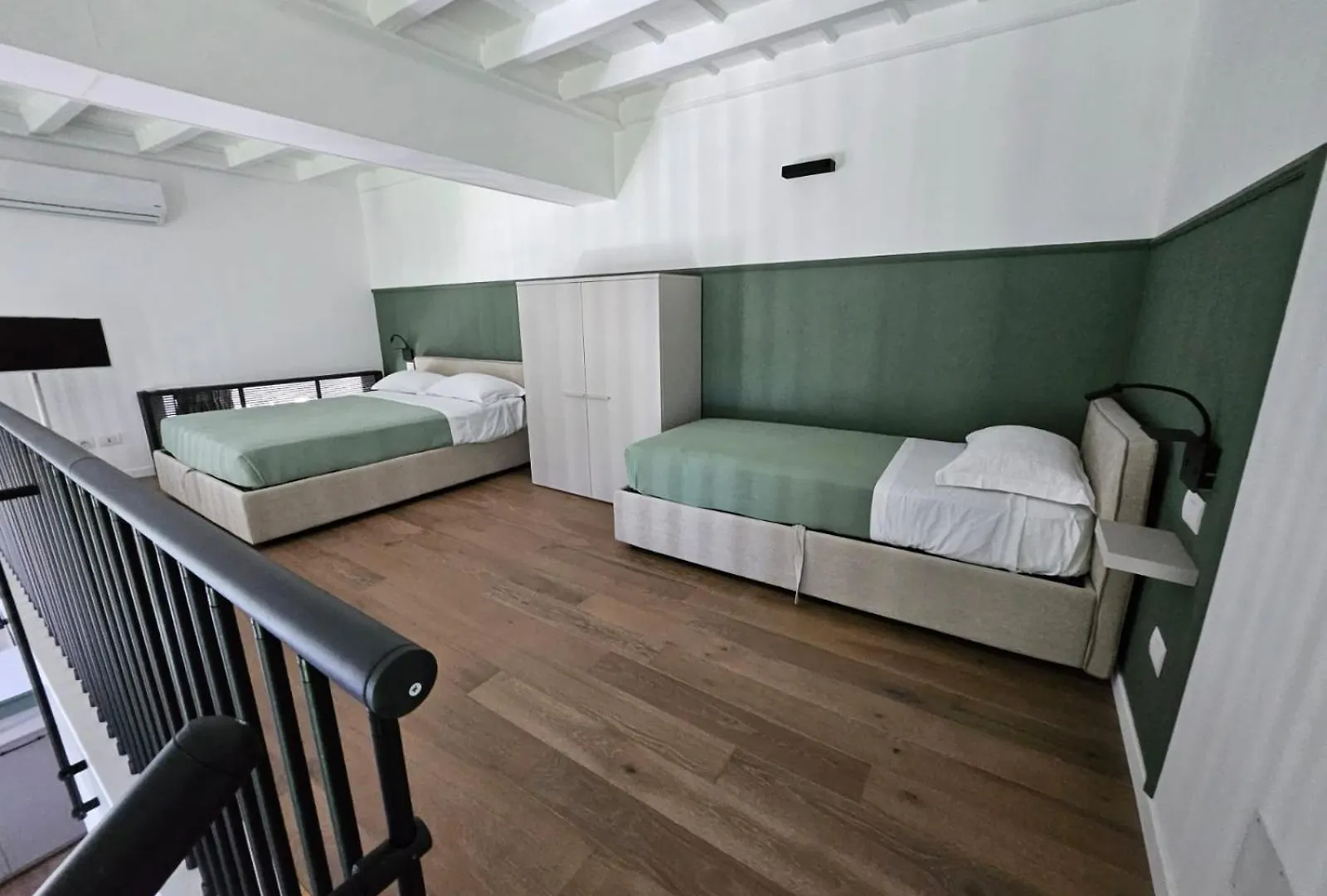 코모 Maderni Loft 아파트 이탈리아